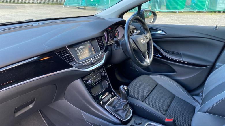 Vauxhall Astra 1.5 Turbo D Griffin Edition 5dr Diesel Hatchback